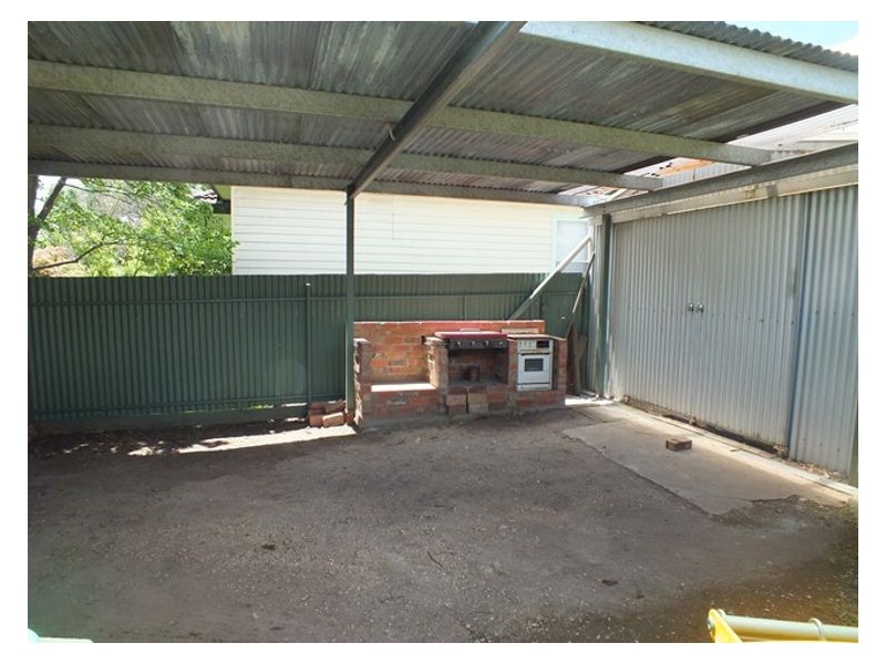 23 Park Road, Beaufort VIC 3373