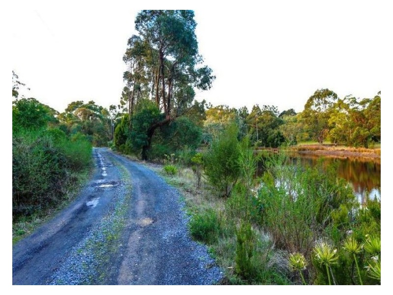 7B Chapmans Lane, Mount Helen VIC 3350