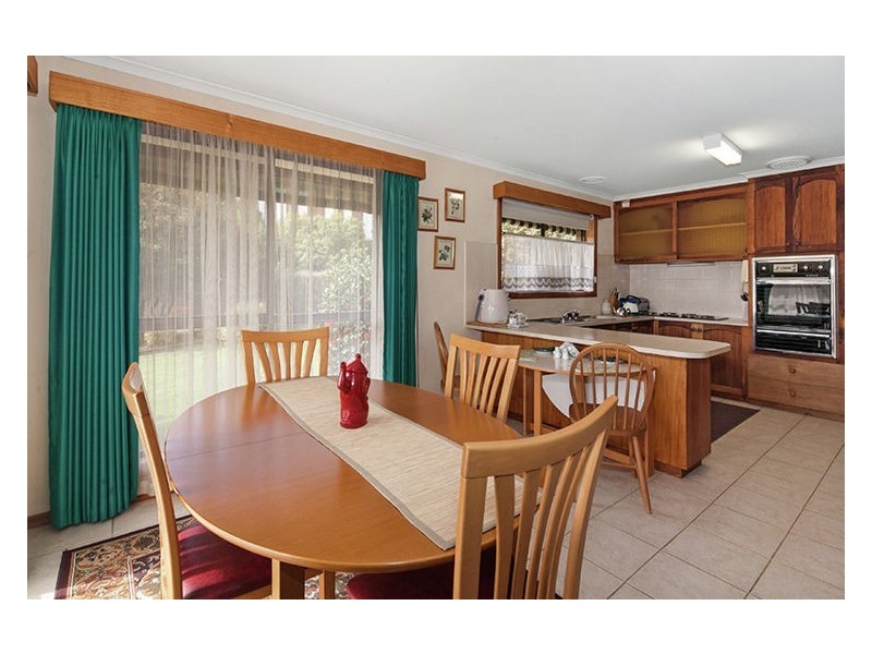 6 Stanley Street, Gordon VIC 3345