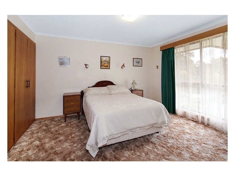 6 Stanley Street, Gordon VIC 3345