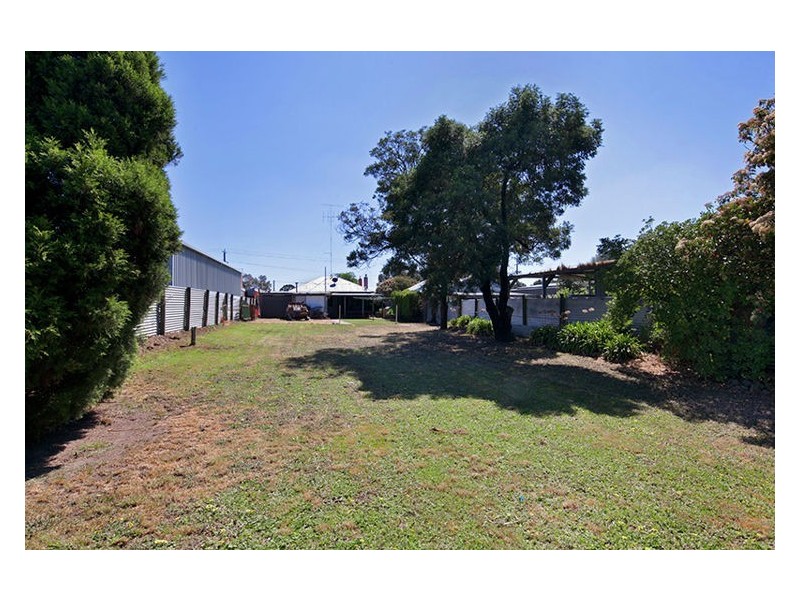 22 Bridge Street, Sebastopol VIC 3356