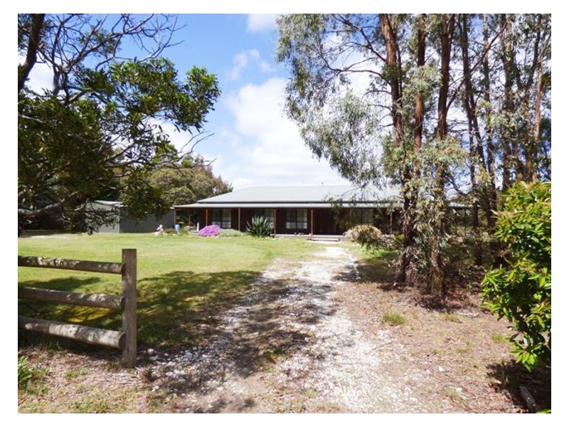 48 Grevillea Drive, Enfield VIC 3352