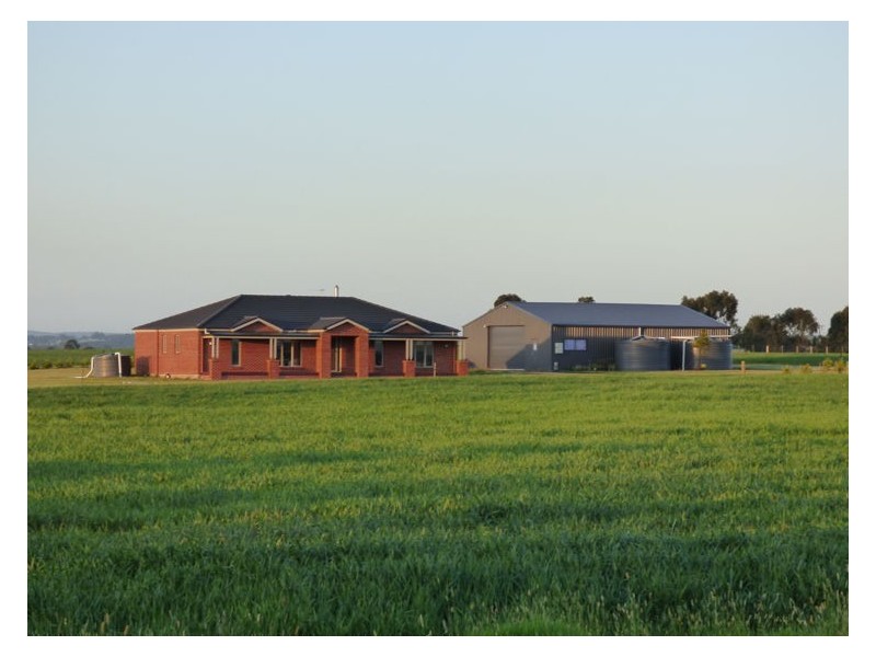 104 Lacys Road, Cambrian Hill VIC 3352