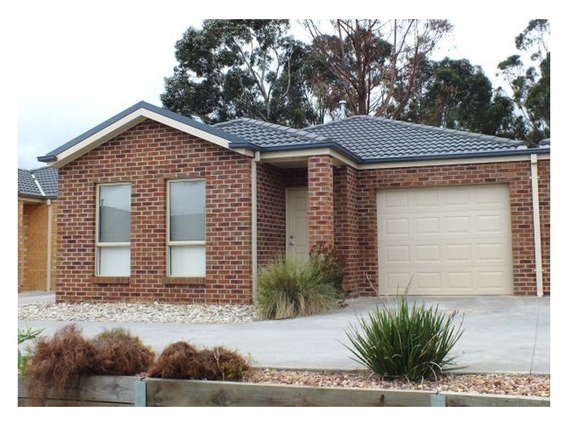 9 Malcolm Court, Brown Hill VIC 3350