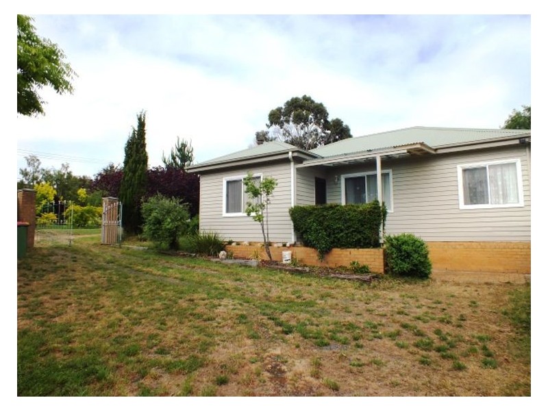 1 Old Western Highway, Gordon VIC 3345
