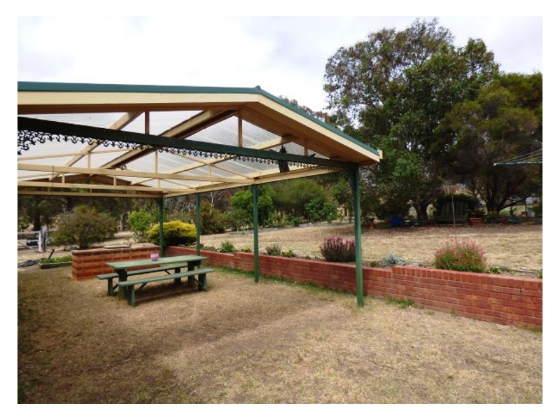 156 Simpsons Lane, Evansford VIC 3371