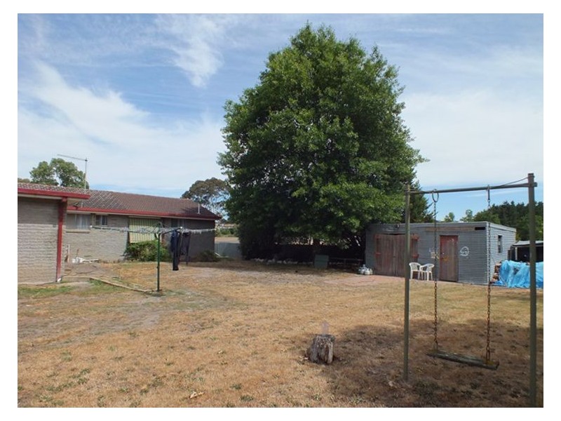 20 Park Road, Beaufort VIC 3373