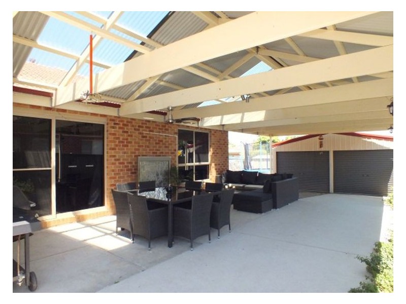 19 Nimble Drive, Delacombe VIC 3356