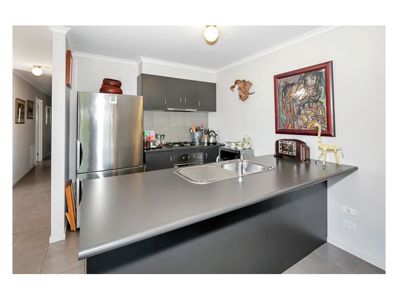 2/189 Inglis Street, Ballan VIC 3342