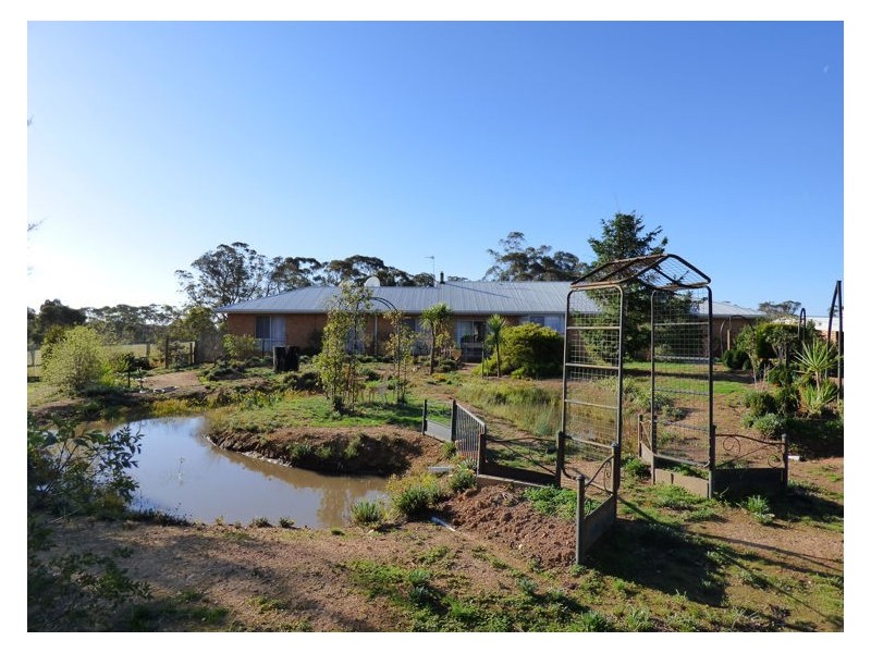 59 Simpsons Lane, Clunes VIC 3370