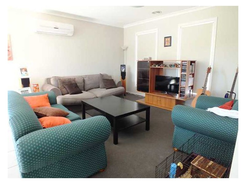 16 Malcolm Court, Brown Hill VIC 3350