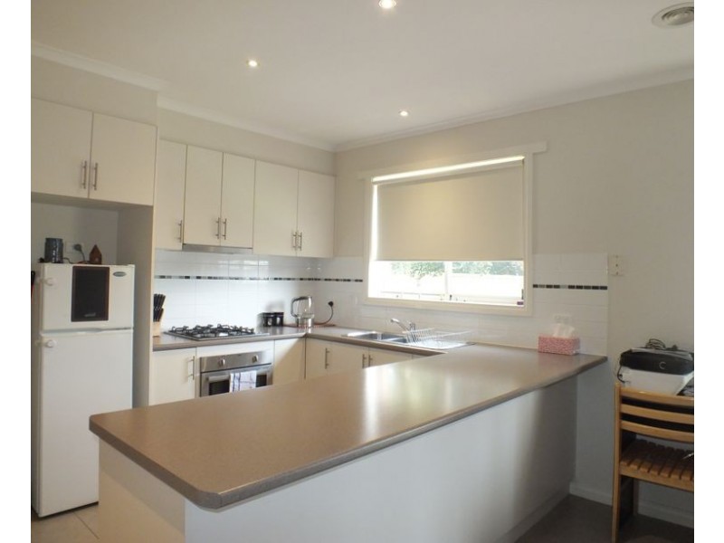 4/321 Walker Street, Ballarat North VIC 3350