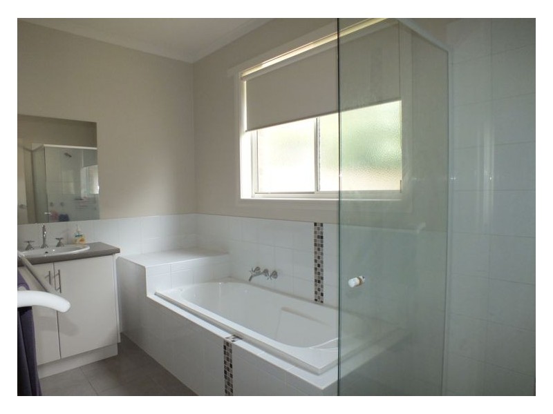 4/321 Walker Street, Ballarat North VIC 3350