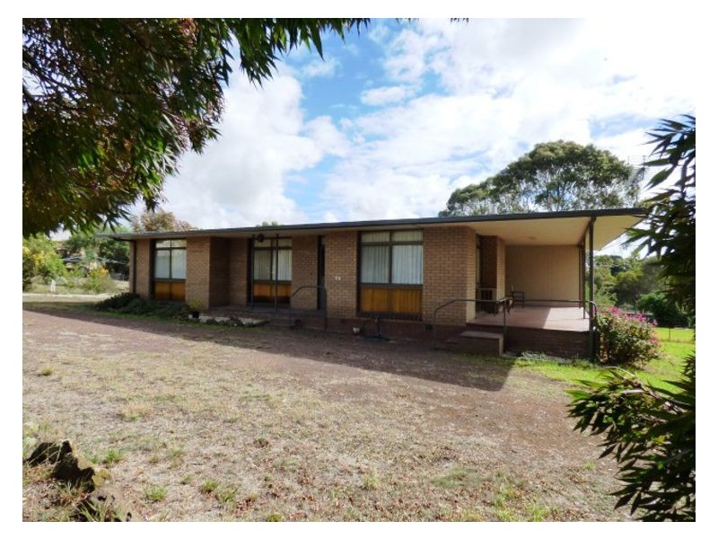 22 Gray Street, Lismore VIC 3324