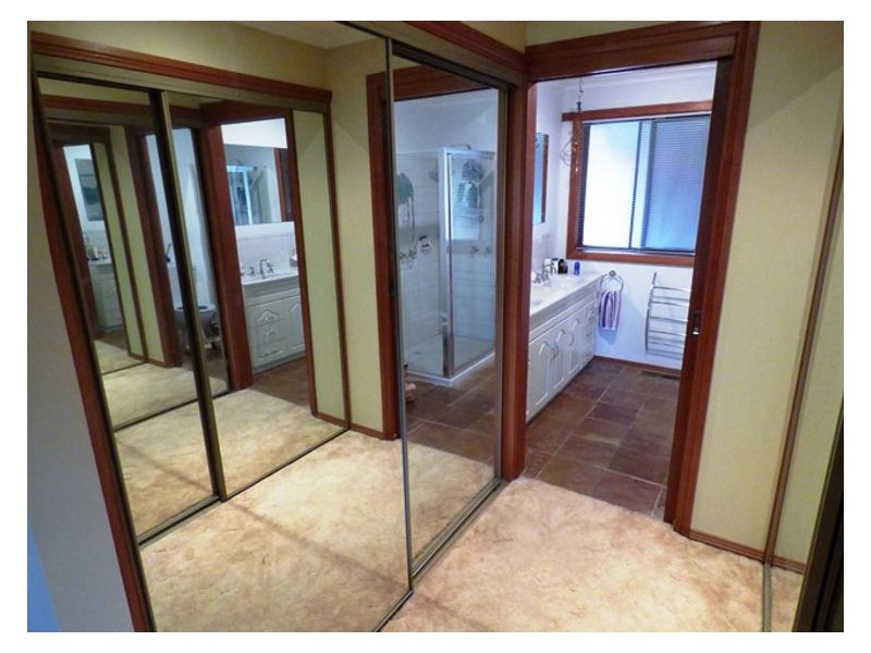 2 Craig Court, Ballarat VIC 3350