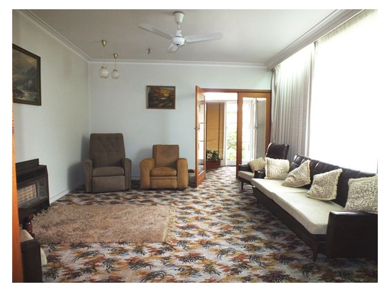 34 Neill Street, Beaufort VIC 3373