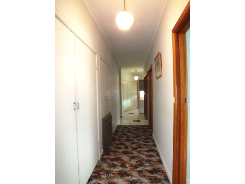 34 Neill Street, Beaufort VIC 3373