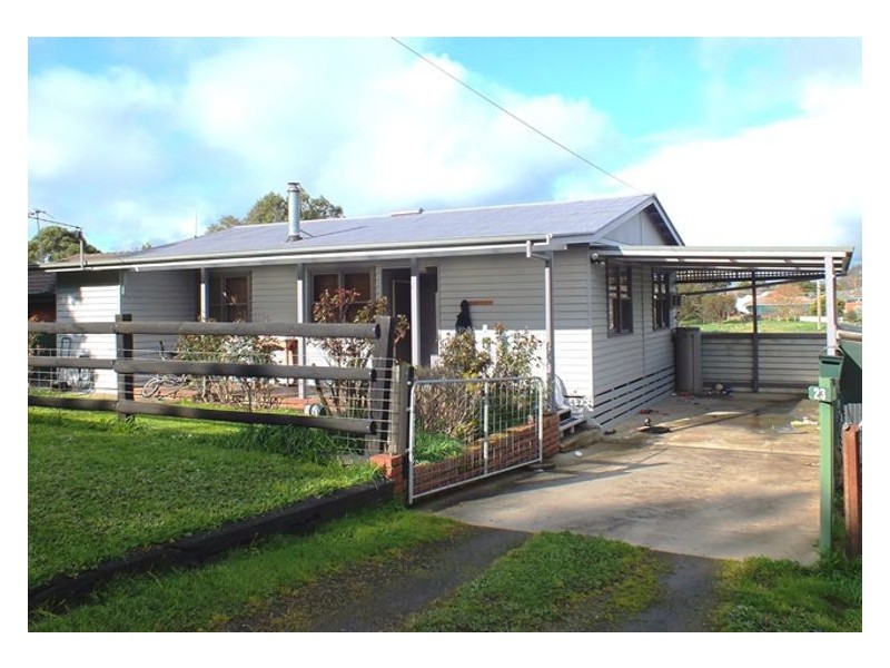 23 Gregory Street, Beaufort VIC 3373