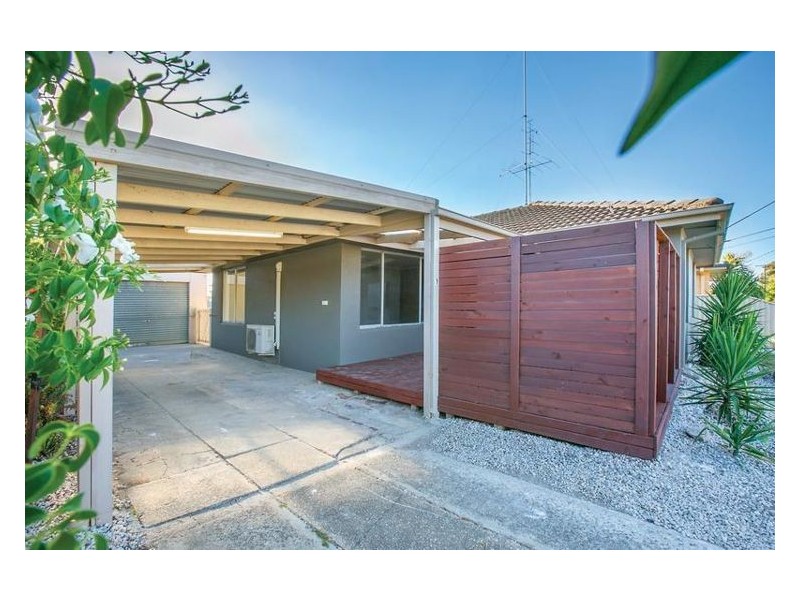1 Mauger Street, Wendouree VIC 3355