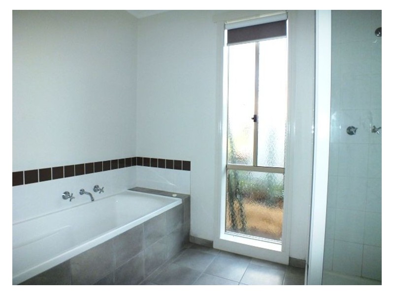 2/319 Elsworth Street, Ballarat VIC 3350