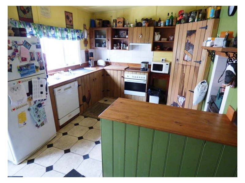 63 Montgomery Street, Skipton VIC 3361