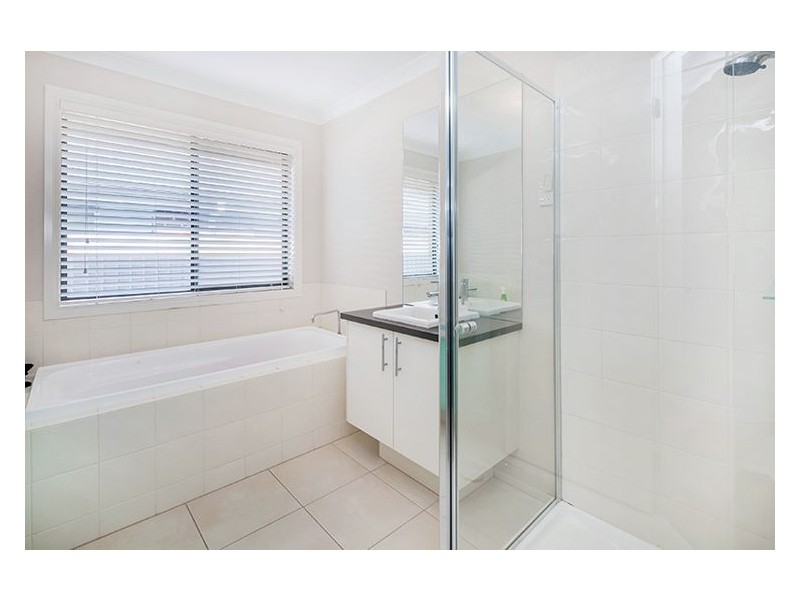 105 Dyson Drive, Alfredton VIC 3350