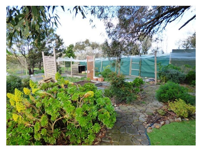 690 Paynes Bridge Road, Dereel VIC 3352