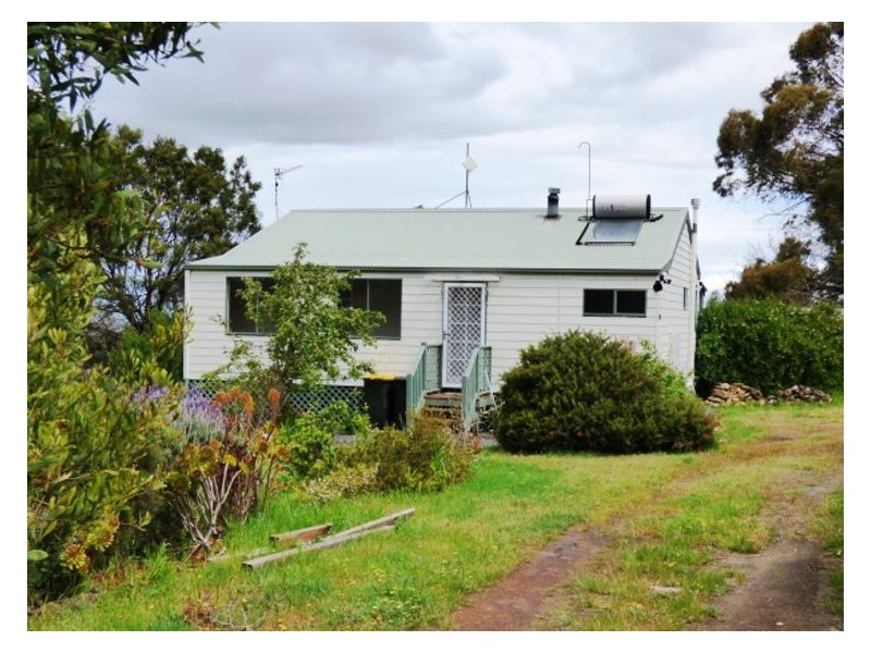 690 Paynes Bridge Road, Dereel VIC 3352