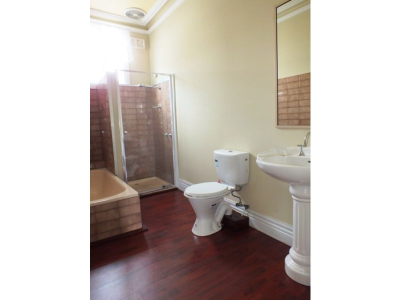 1 Sinclair Street, Beaufort VIC 3373