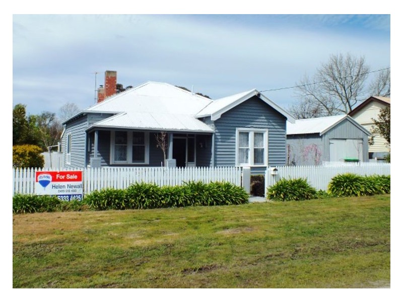 1 Sinclair Street, Beaufort VIC 3373