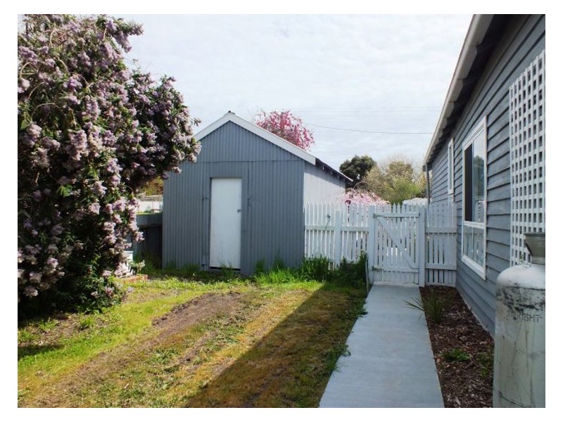 1 Sinclair Street, Beaufort VIC 3373