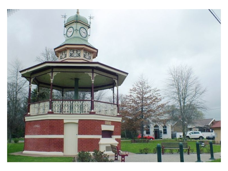 1 Sinclair Street, Beaufort VIC 3373