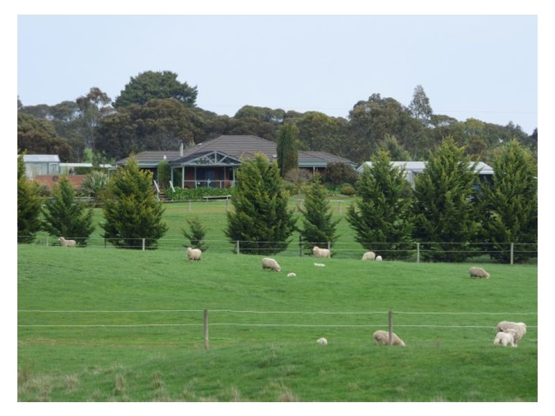 23 State Forest Road, Ross Creek VIC 3351