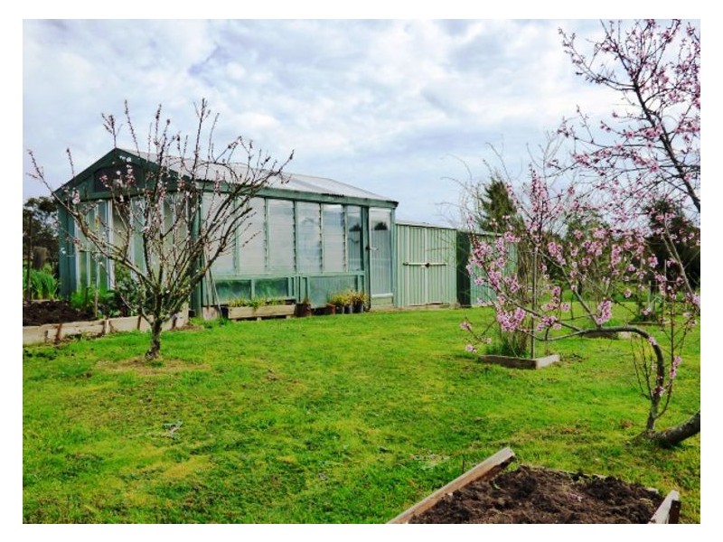 23 State Forest Road, Ross Creek VIC 3351