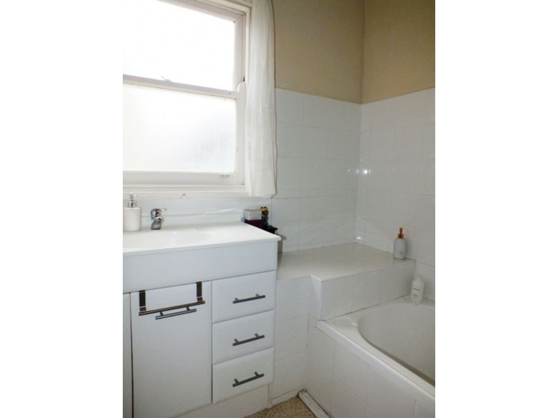 23 Yarrowee Street, Sebastopol VIC 3356