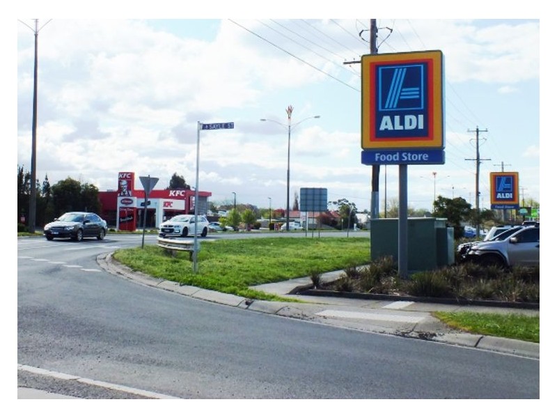 23 Yarrowee Street, Sebastopol VIC 3356