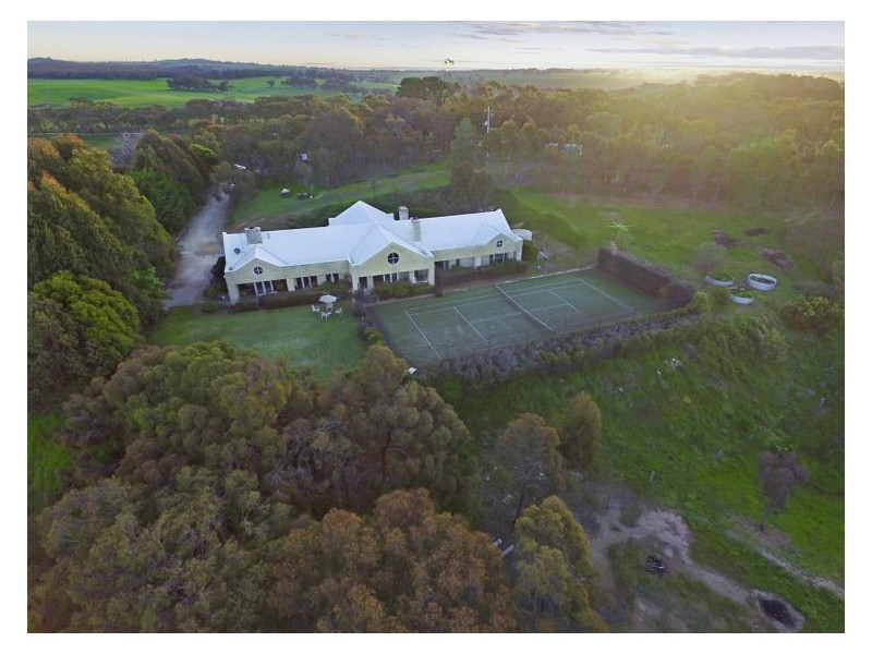 65 Dead Dog Lane, Kyneton VIC 3444