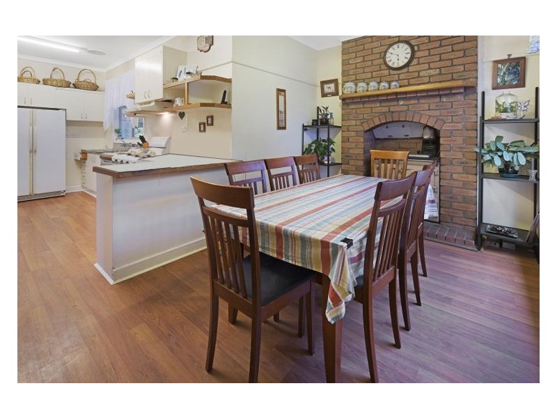 100 M Quigleys Lane, Beremboke VIC 3342