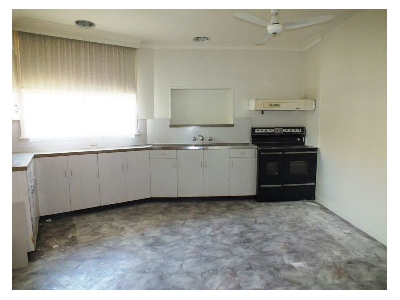 34 Neill Street, Beaufort VIC 3373