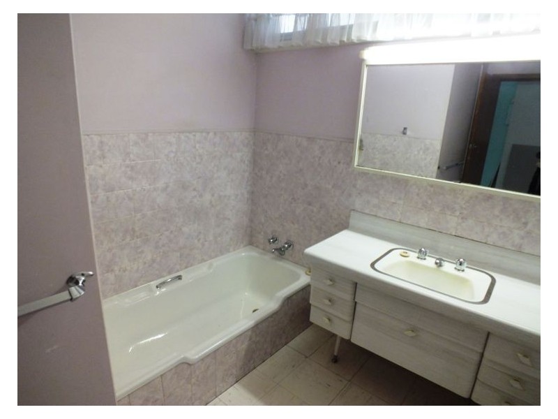 34 Neill Street, Beaufort VIC 3373