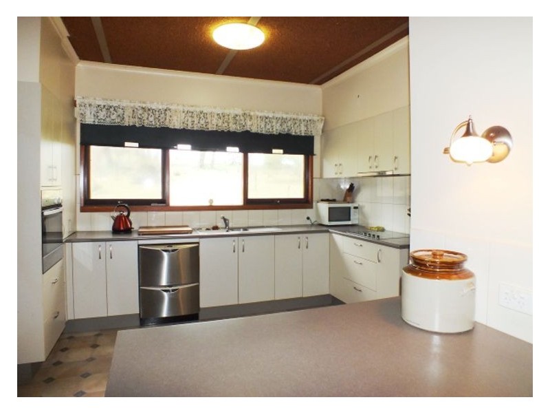 2 Mitchell Street, Beaufort VIC 3373