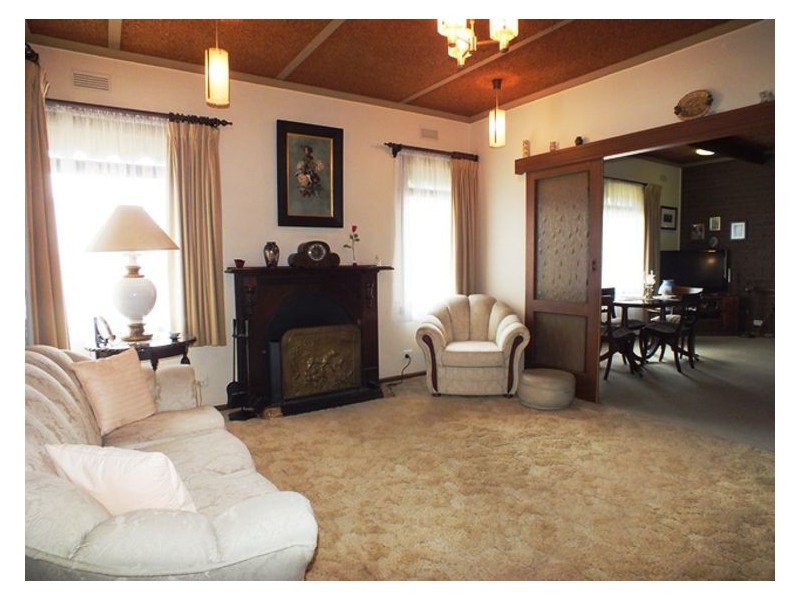 2 Mitchell Street, Beaufort VIC 3373