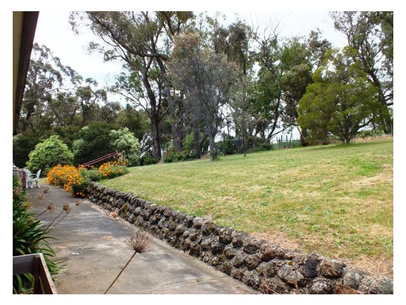 2 Mitchell Street, Beaufort VIC 3373