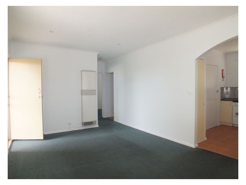 1/15 Aquila Court, Ballarat North VIC 3350