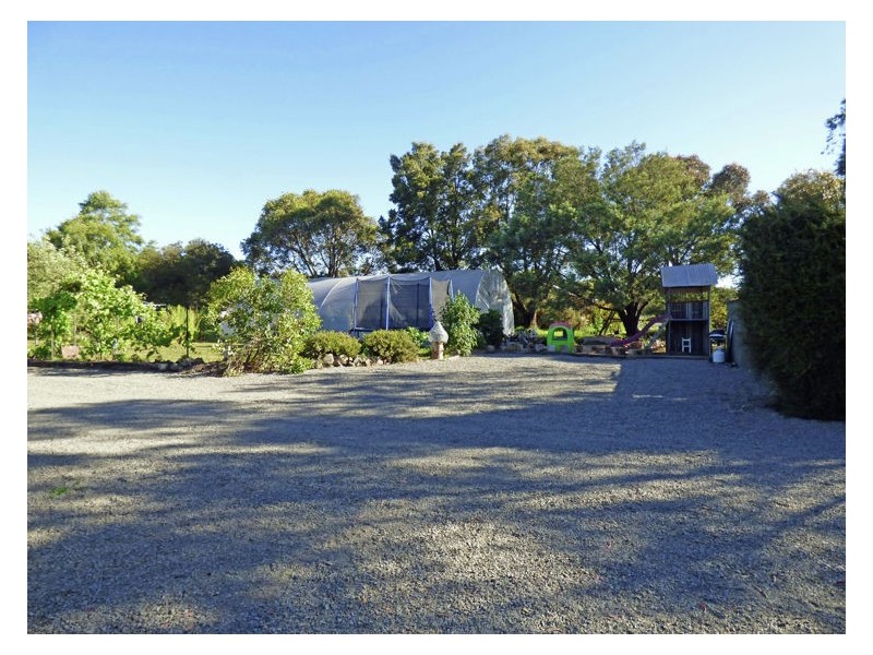 59 Urquhart Street, Gordon VIC 3345