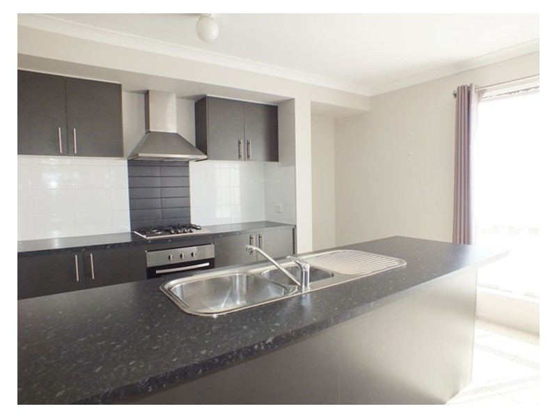 15 Macquarie Close, Delacombe VIC 3356