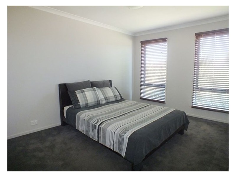 15 Macquarie Close, Delacombe VIC 3356