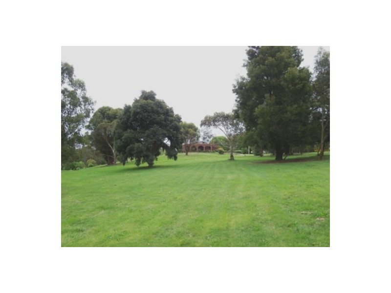 215 Ballarat, Creswick VIC 3363