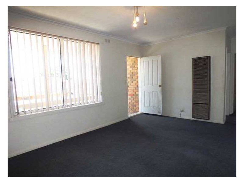 2/15 Aquila Court, Ballarat North VIC 3350