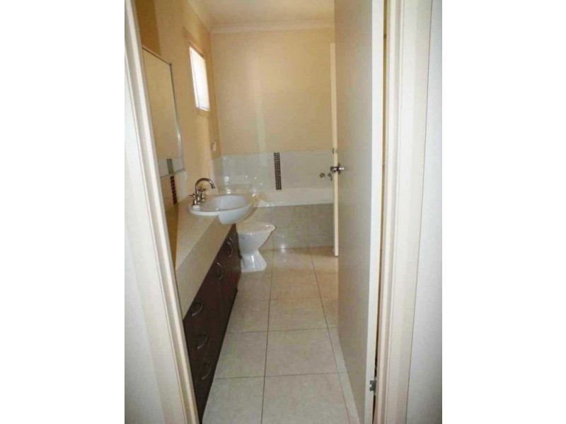 4/320 Humffray Street North, Brown Hill VIC 3350